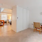 Sleek & Stylish 2Bd Flat - Warren Street