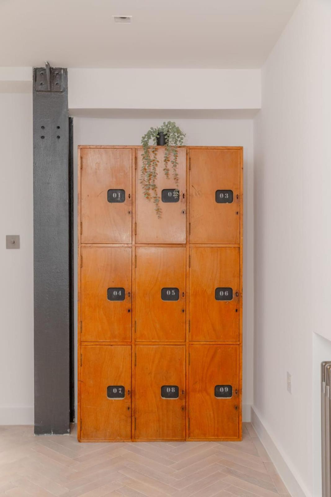 Apartment Sleek & Stylish 2bd Flat - Warren Street *