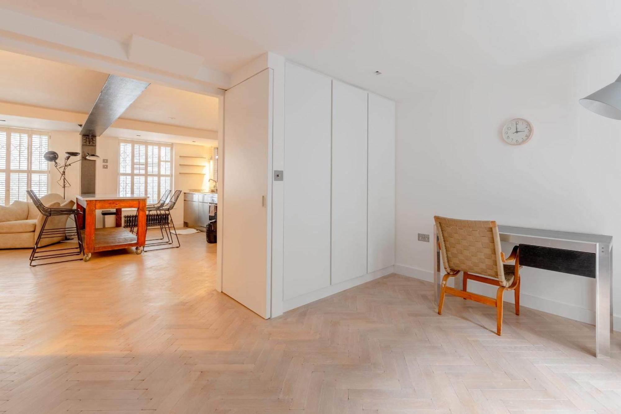 Sleek & Stylish 2bd Flat - Warren Street Appartamento