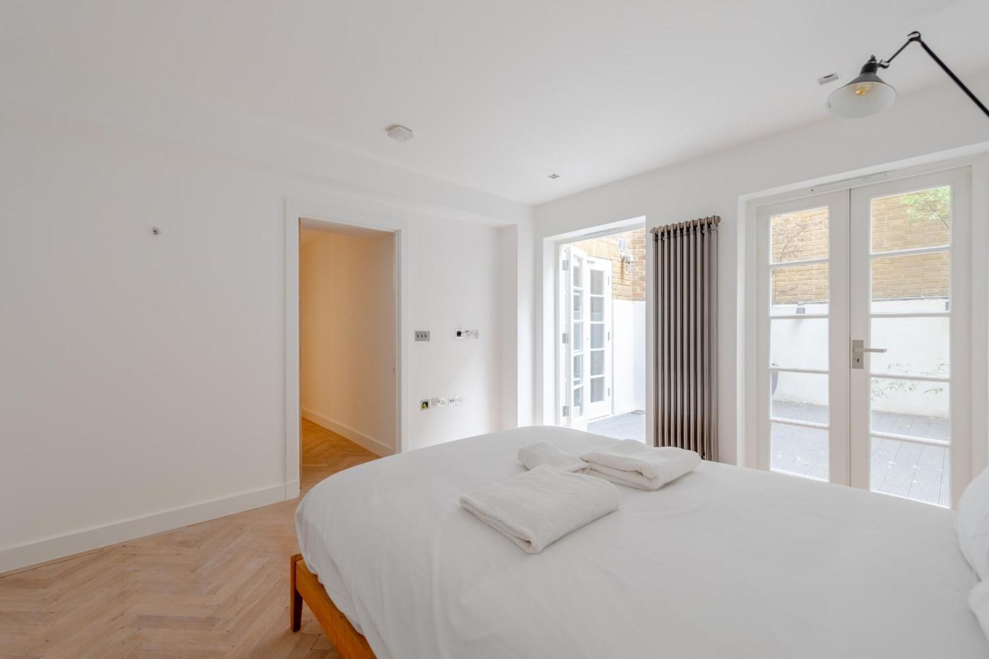 Apartment Sleek & Stylish 2bd Flat - Warren Street *