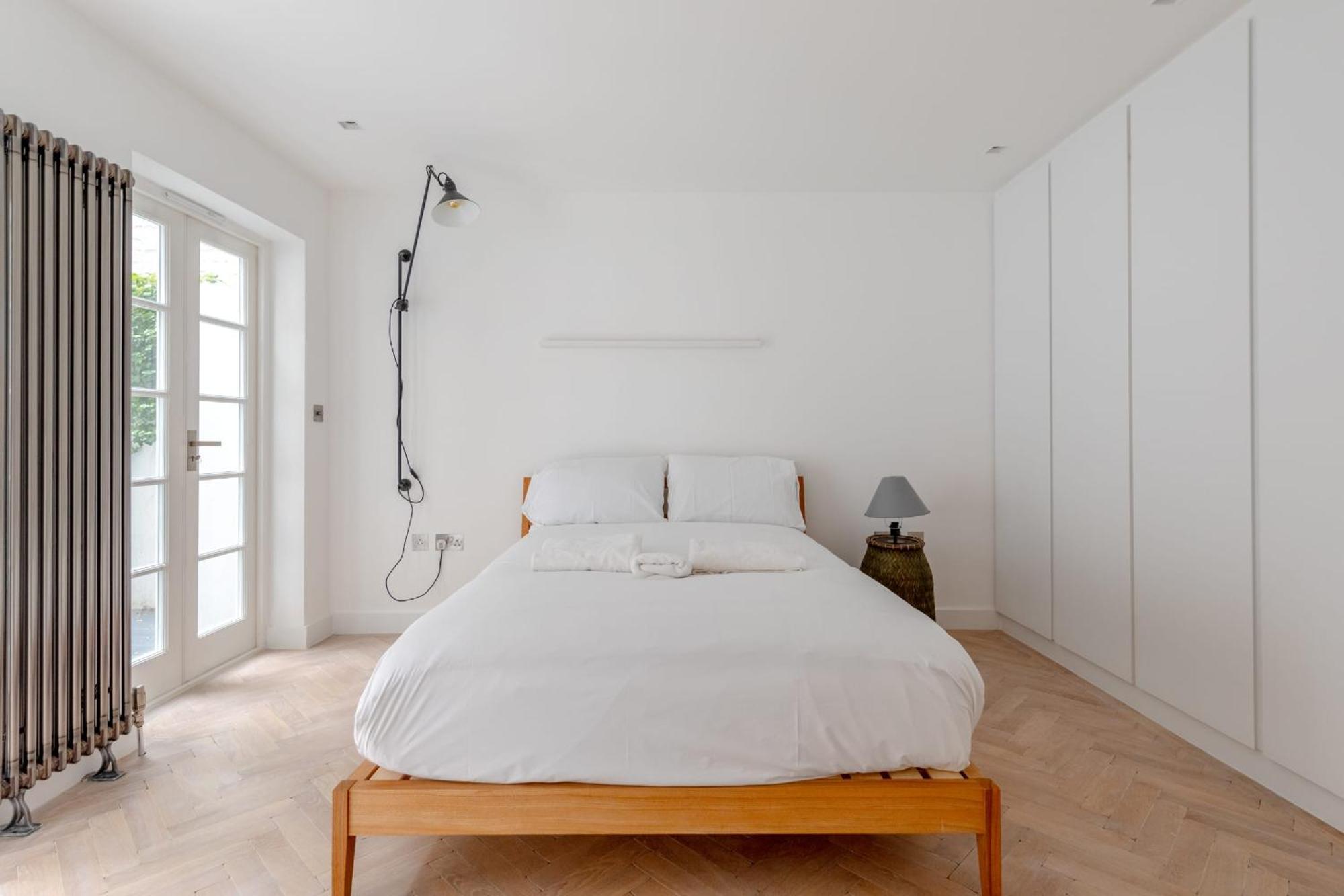 Apartment Sleek & Stylish 2bd Flat - Warren Street